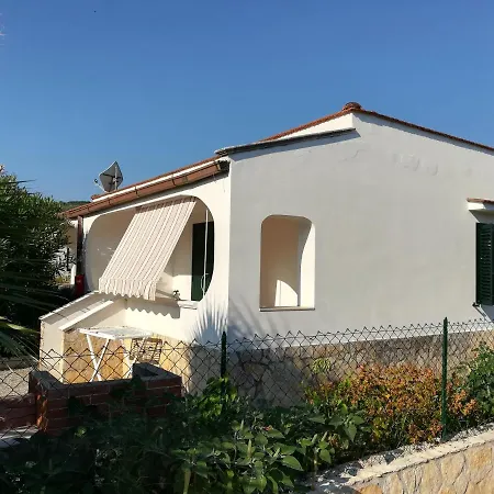 Holidays In In Charming - 5 Villa