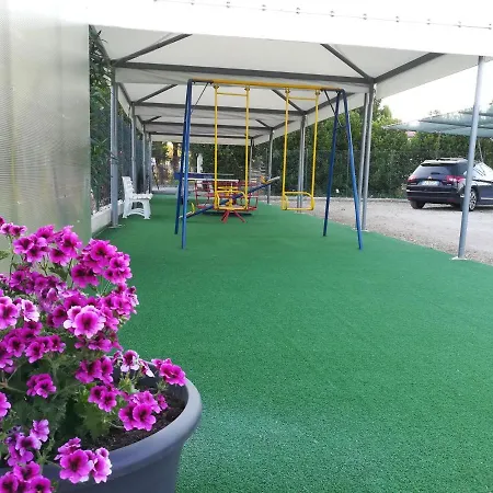 Villa Holidays In In Charming - 5 *